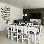 De Los Nires Loft